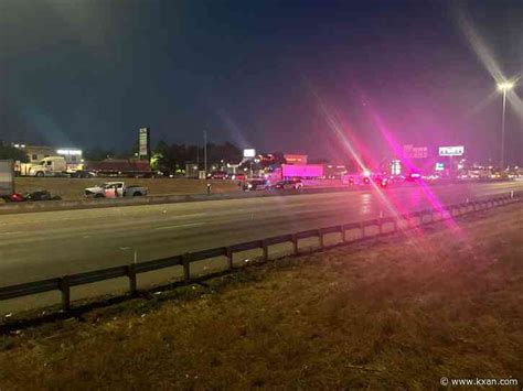 I-35 northbound shut down at SH 45 in Round Rock due to crash